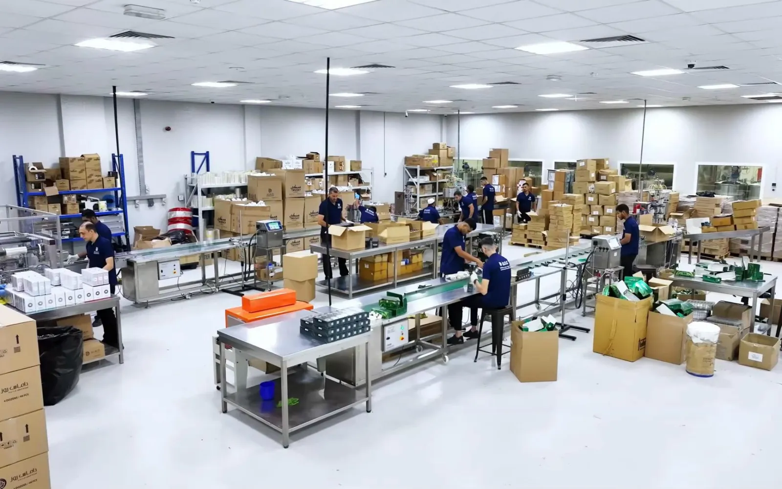 Damas Rose team at work on the production and packing floor